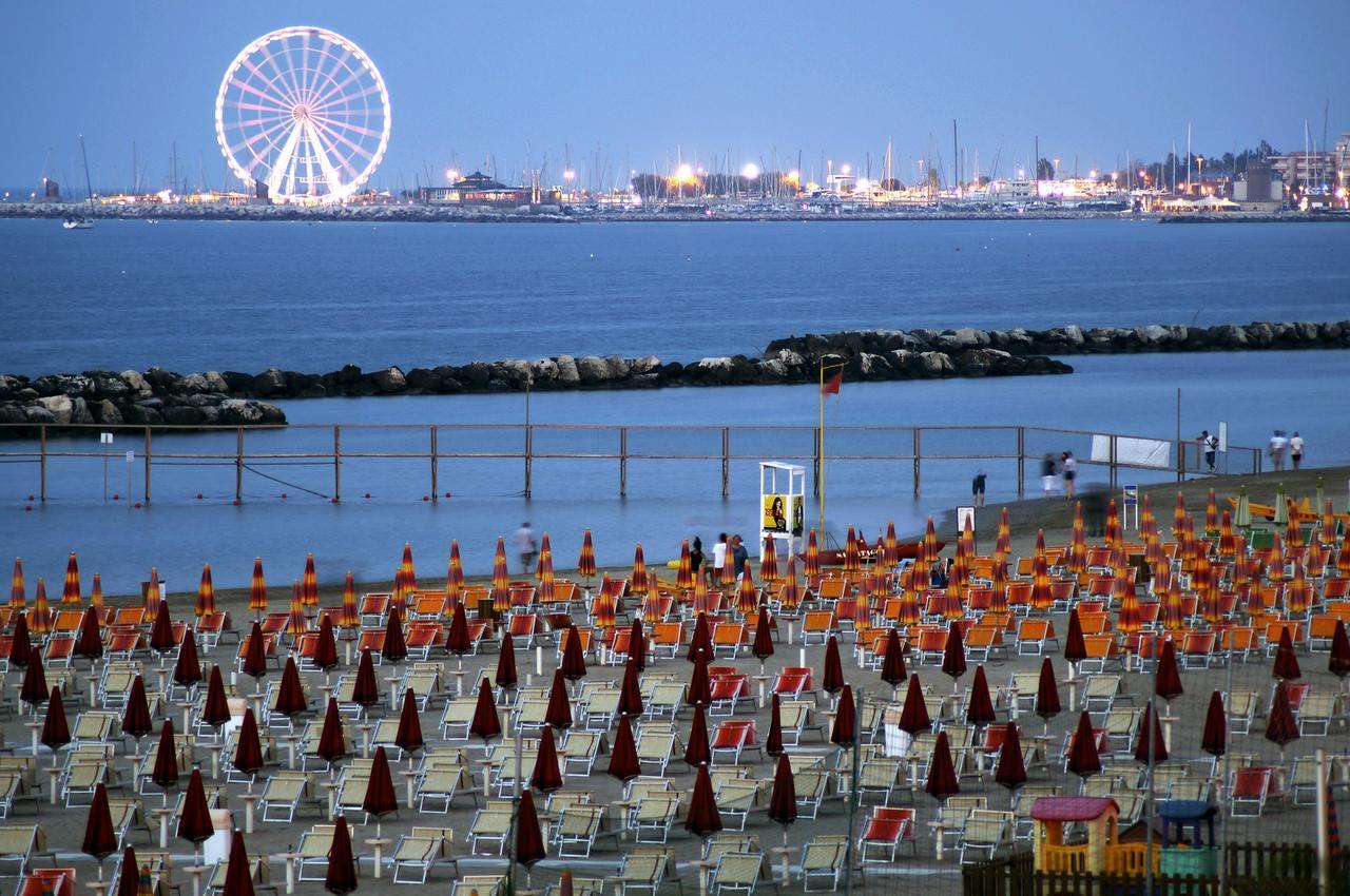 Hotel Orizzonti Rimini Eksteriør bilde